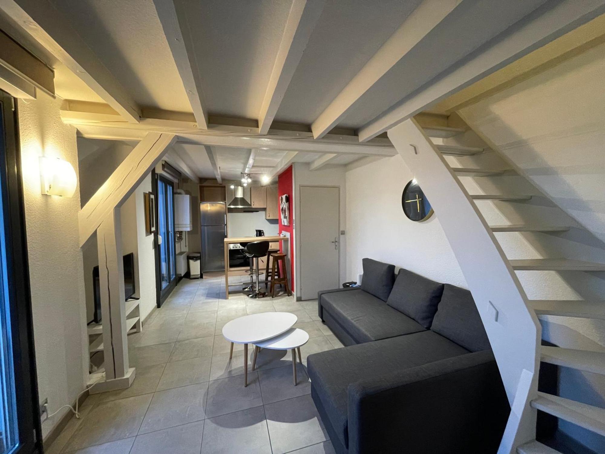 Fathala - Appartement Lumineux En Dernier Etage - Face A La Gare Routiere Sarrebourg Luaran gambar